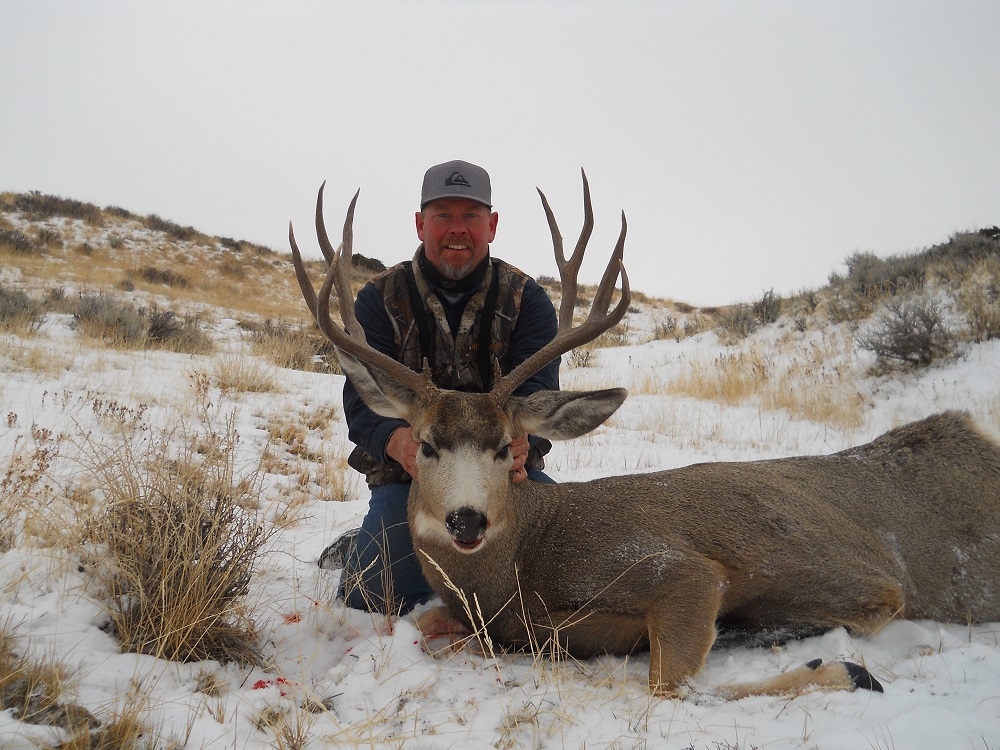 Trophy deer elk hunting in montana armells creek outfitters