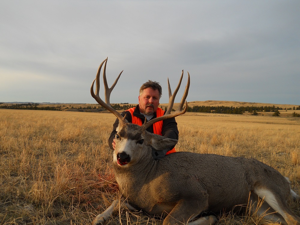 Trophy deer elk hunting in montana armells creek outfitters